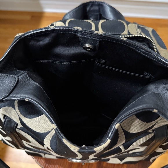 Authentic Vintage Coach "Campbell" Signature Sateen Hobo! Best Offer Accepted! 🖤 - Picture 5 of 7